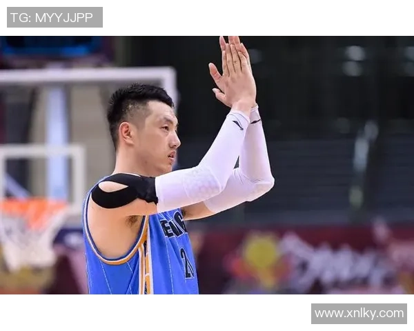 翟晓川：从篮球场上的拼搏到生活中的坚持与梦想